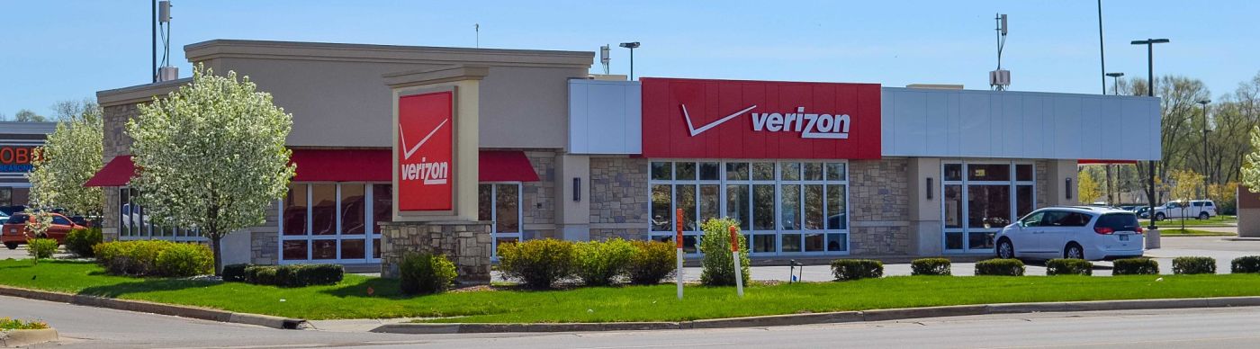 Verizon Store at South Westnedge Pad